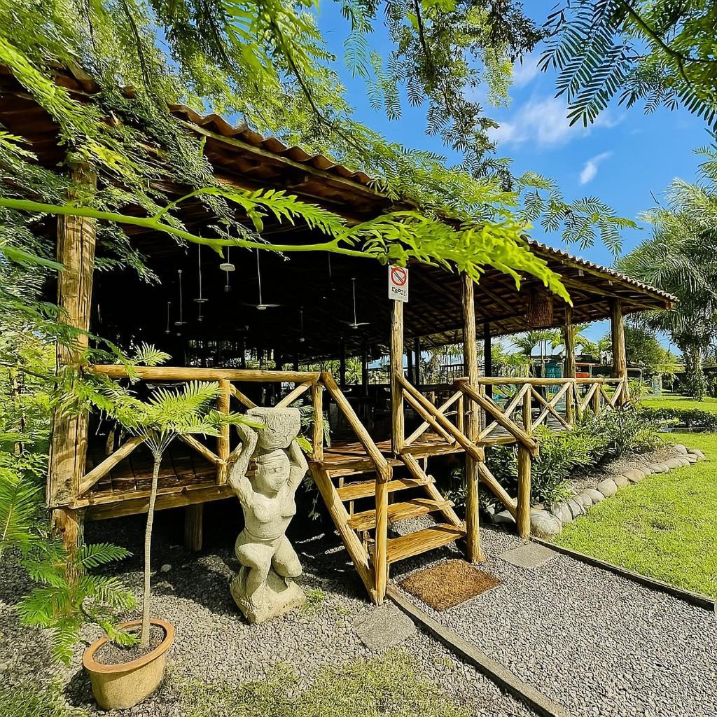 Hotel Cocomar Parrita Exterior foto